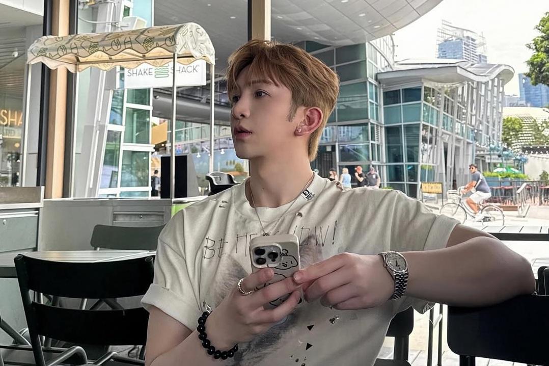 Anson Lo已抵達新加坡為今晚(31日)的表演作準備。(IG@ansonlht)