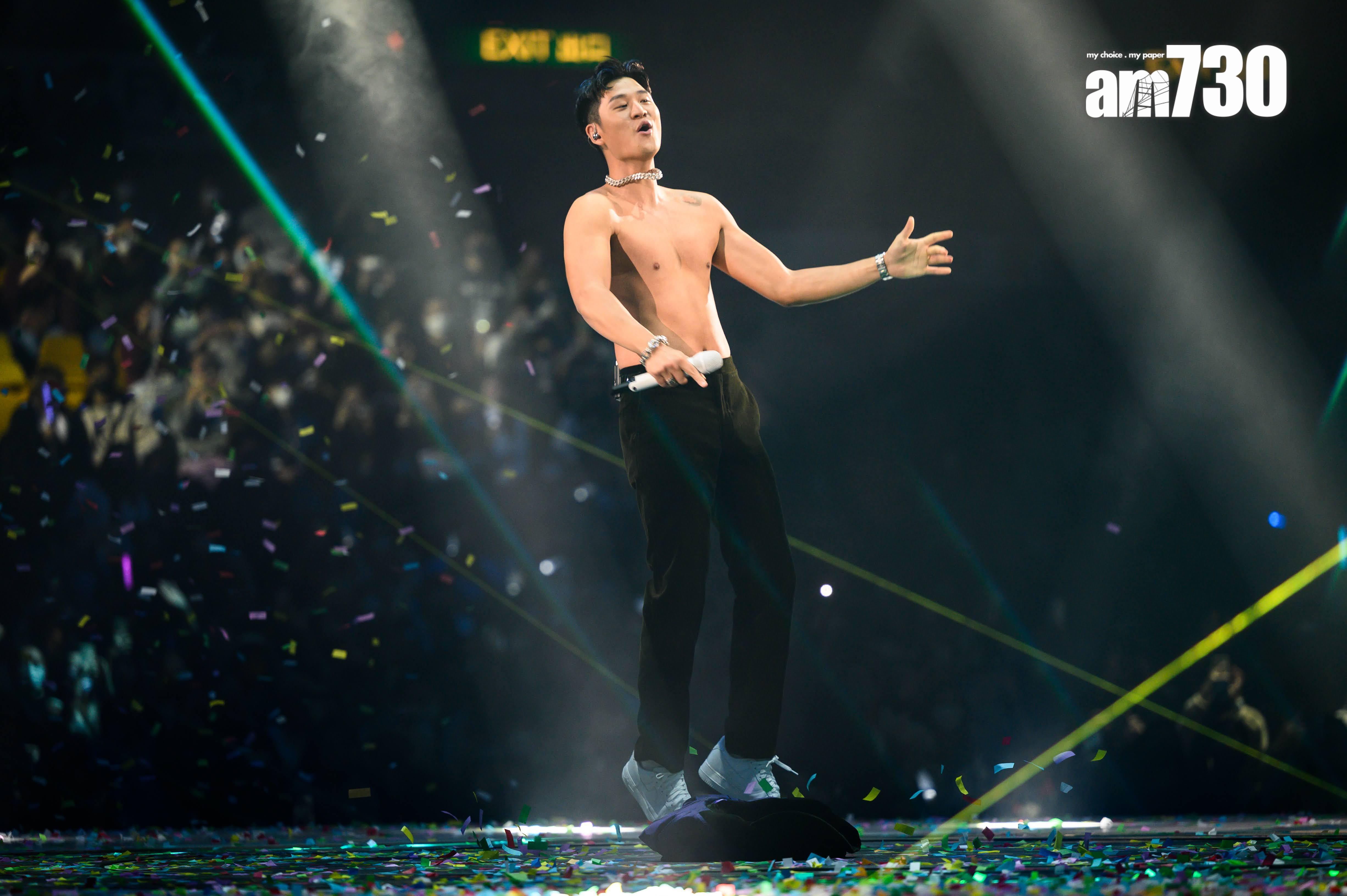 周興哲前年來港舉行一連兩場的《Odyssey旅程巡迴演唱會-香港》。