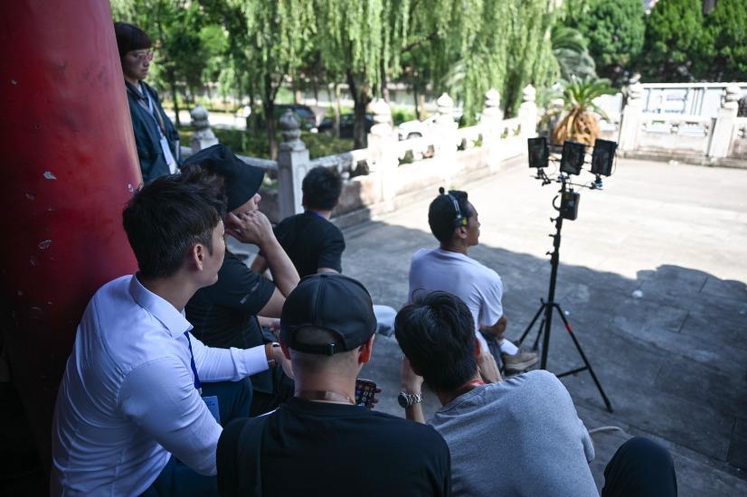 低成本、節奏快、劇情破格的微短劇在中國率先興起後,帶挈演藝界有新發展。(圖片來源:視覺中國)