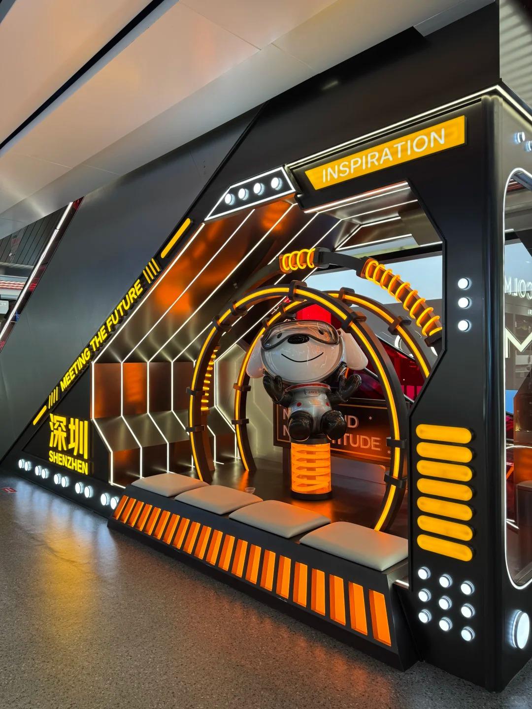 深圳京東MALL(小紅書@皓色光影)