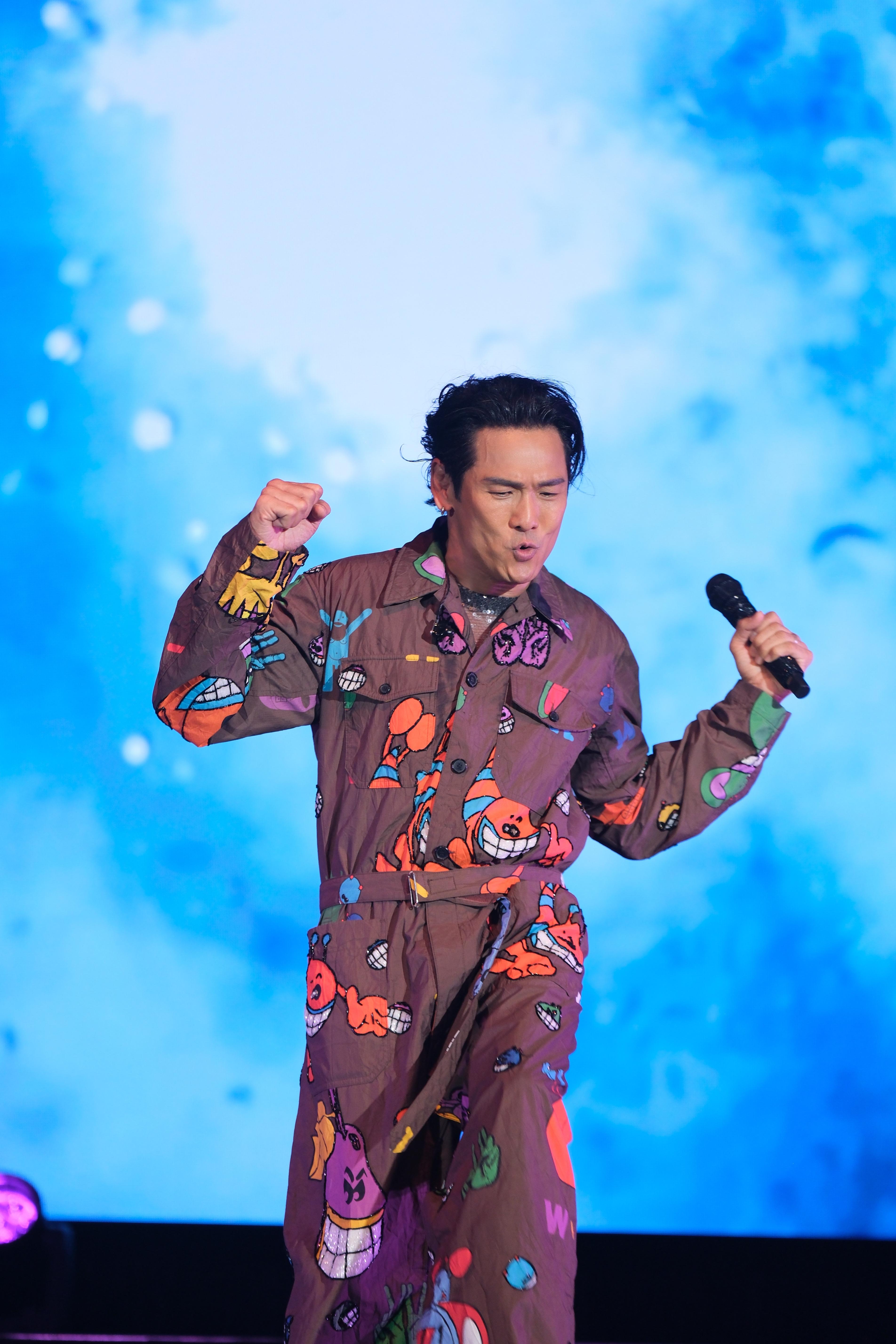 杜德偉相隔10載再踏紅館,於下月18及19舉行兩場世界巡迴香港站演唱會。