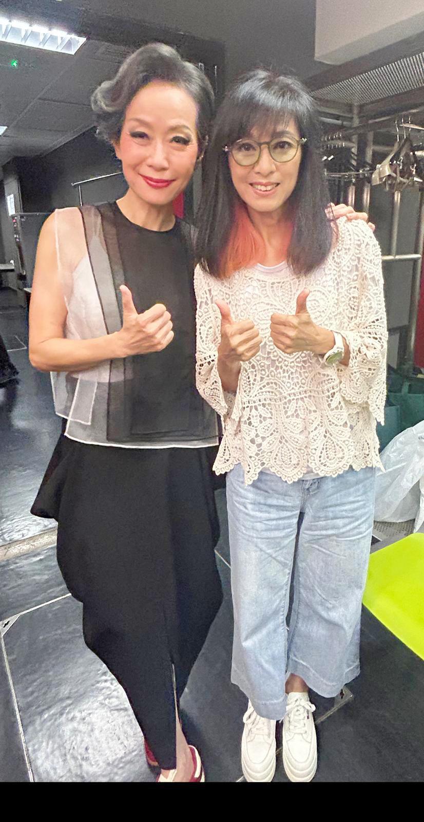 米雪到場支持葉童。