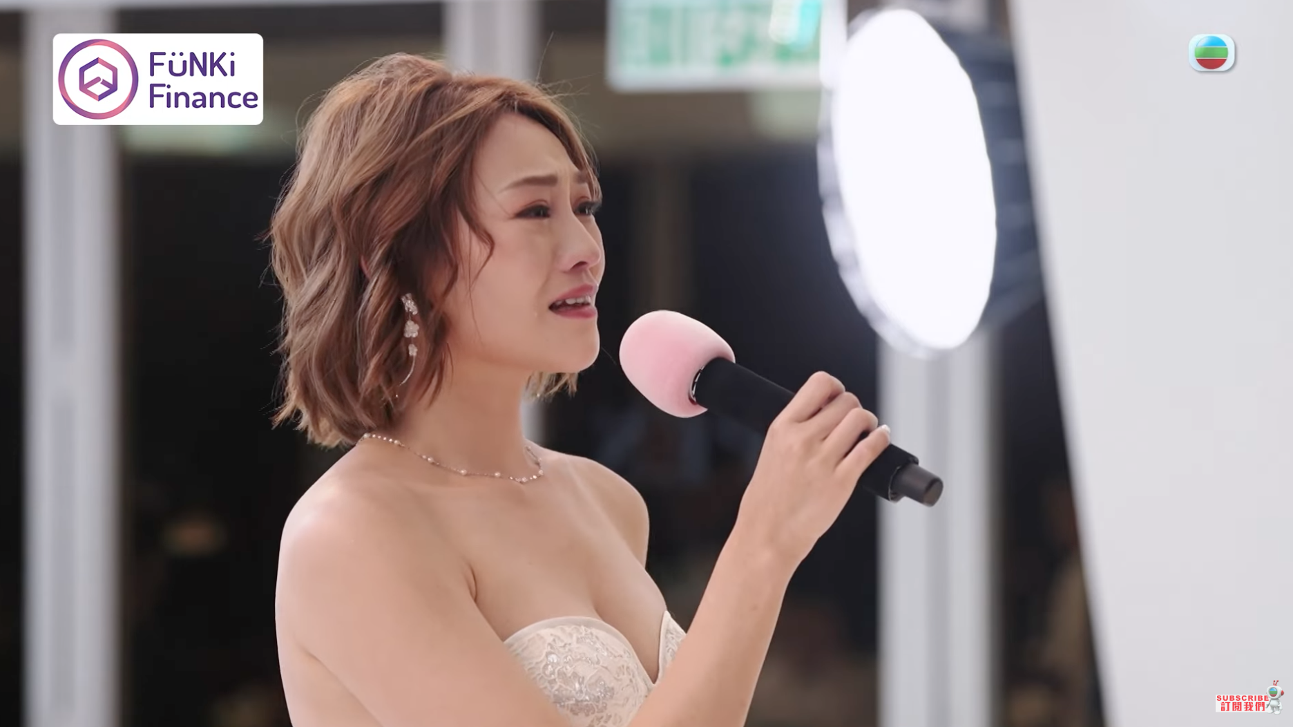 關嘉敏哭著訴說對二人的感受。