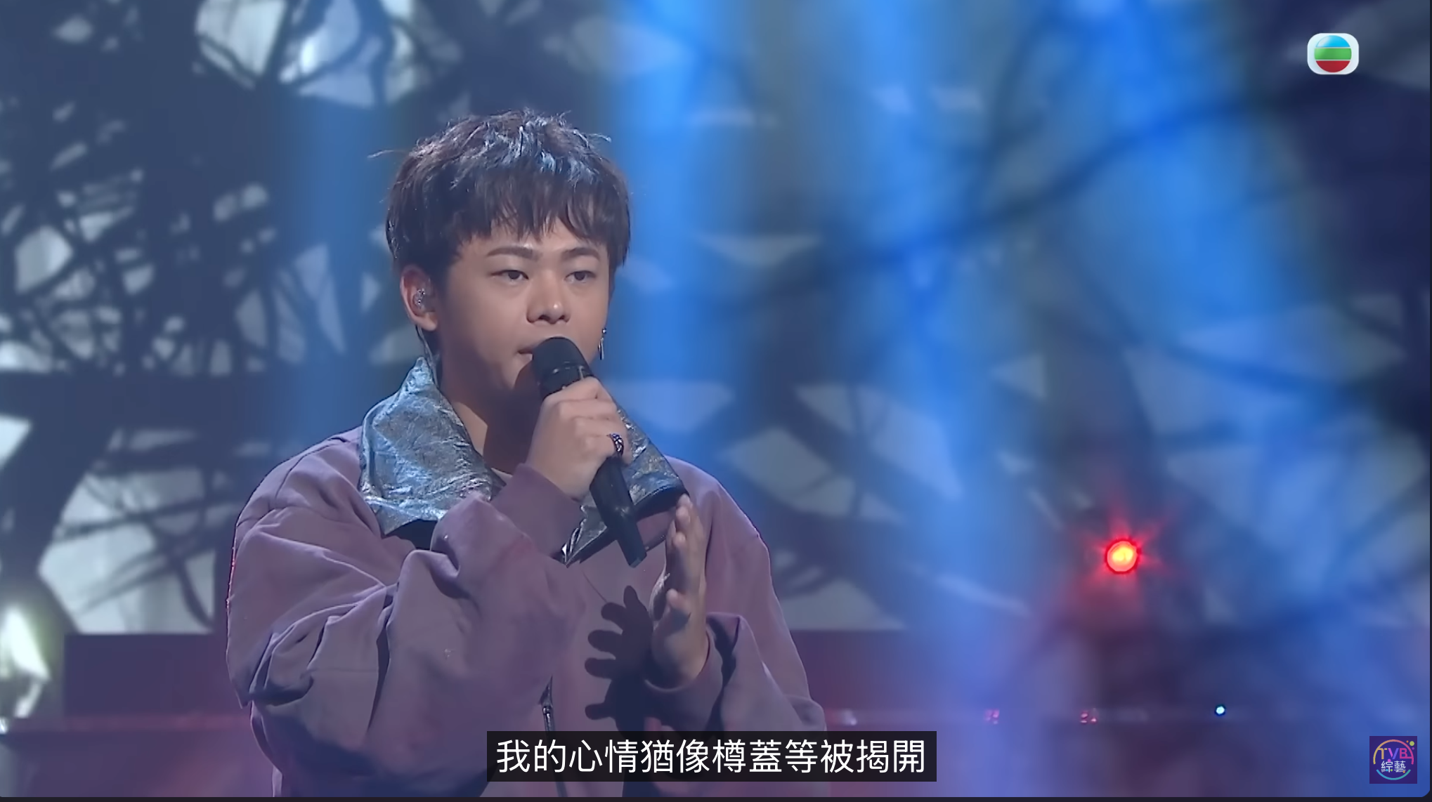 小林對自己出局非常不忿。