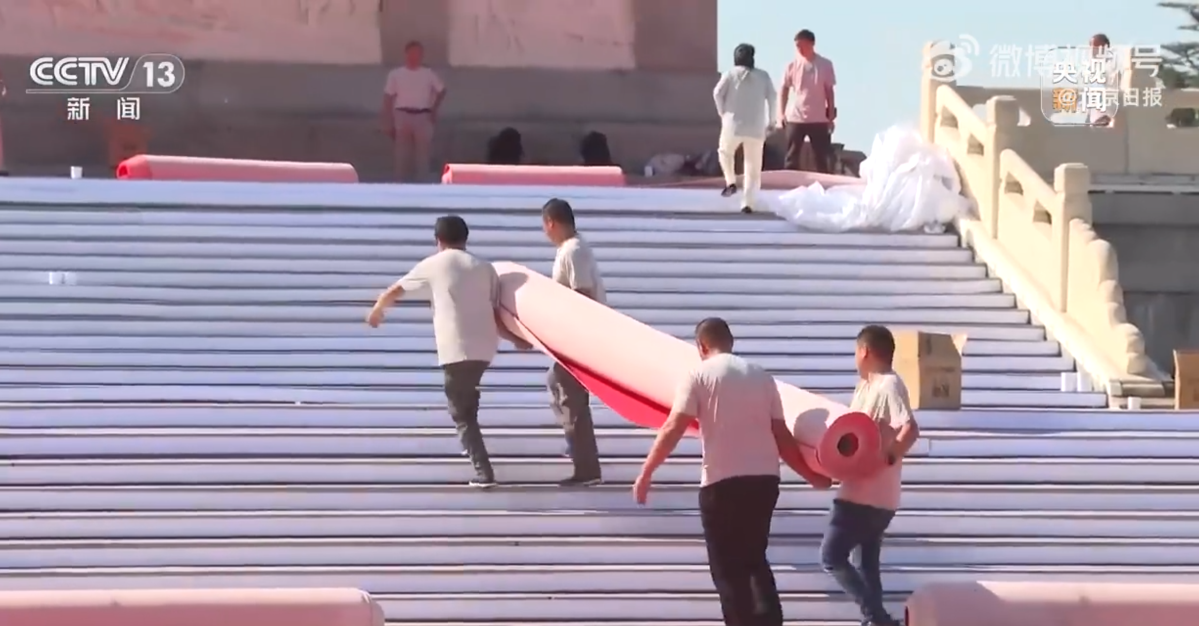 中國為紀念抗戰勝利80周年將在9月3日)舉行閱兵,將有逾5萬人在天安門廣場觀禮,現場布置接近尾聲。(央視影片)