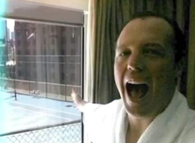 桑德斯一度過著揮金如土的生活。(互聯網)