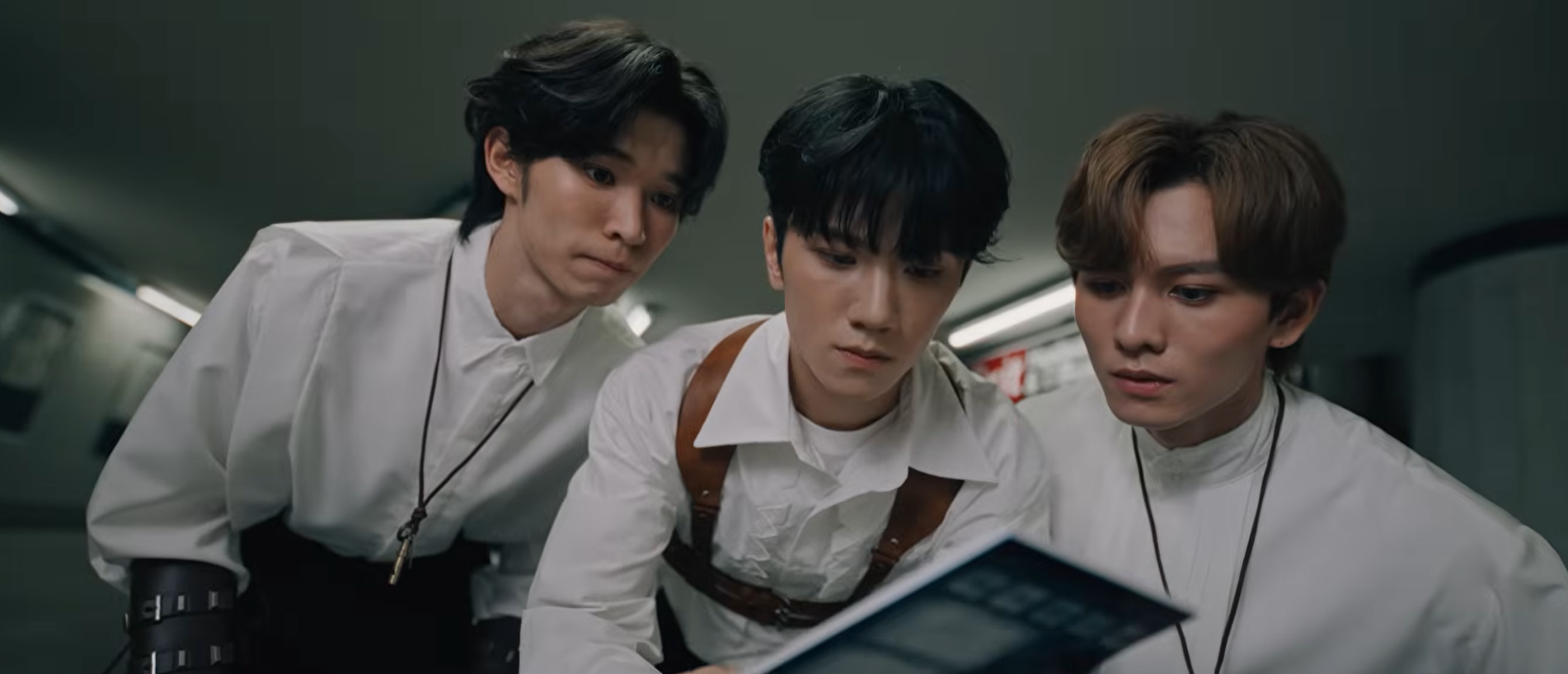 LITZ昨日公開《Zip Tie》的全新MV。