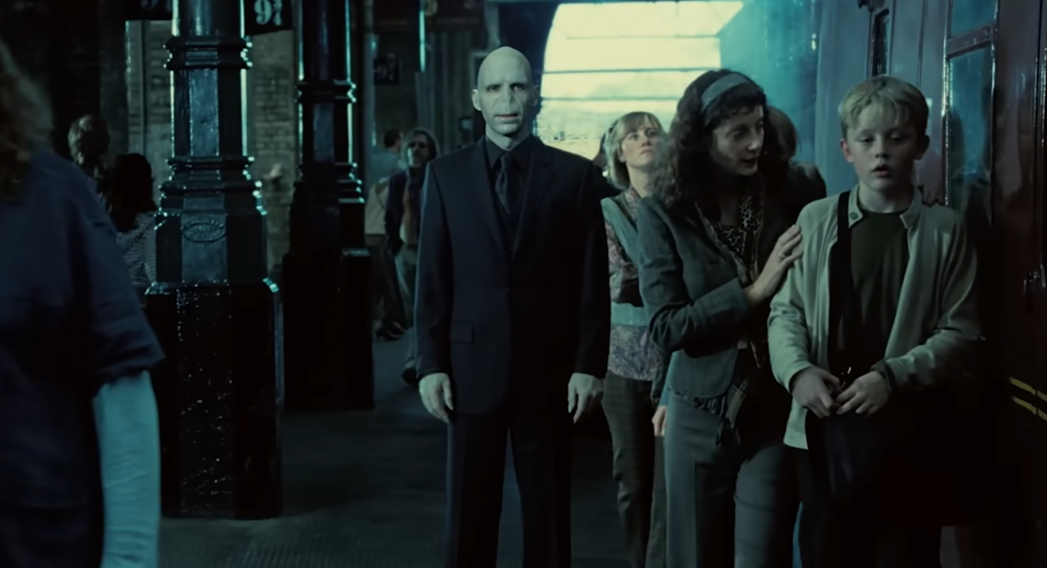 (Harry Potter and the Order of the Phoenix | Official Trailer)