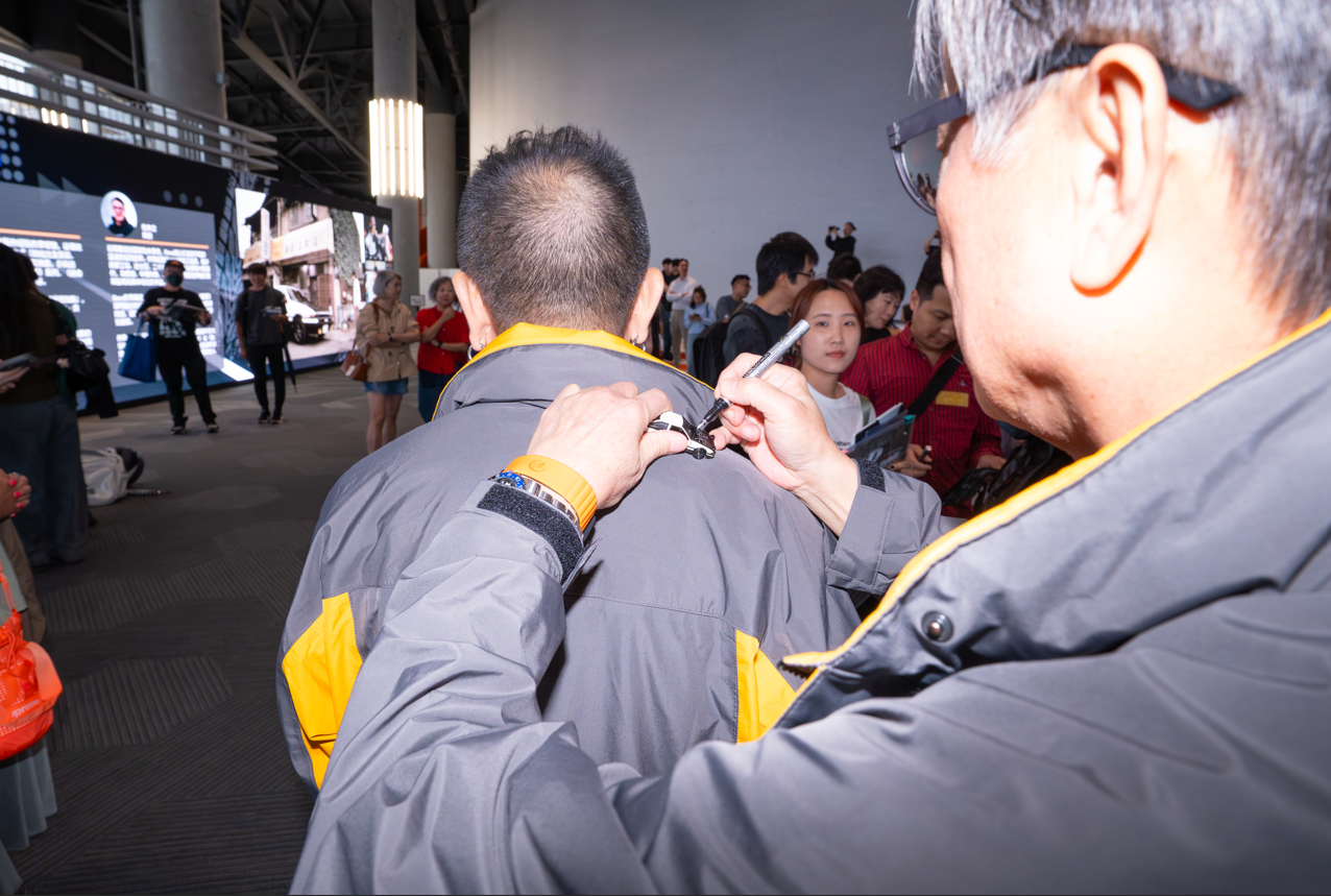 一班影迷到邵氏影城欣賞《頭文字D》4K修復杜比全景聲版本。