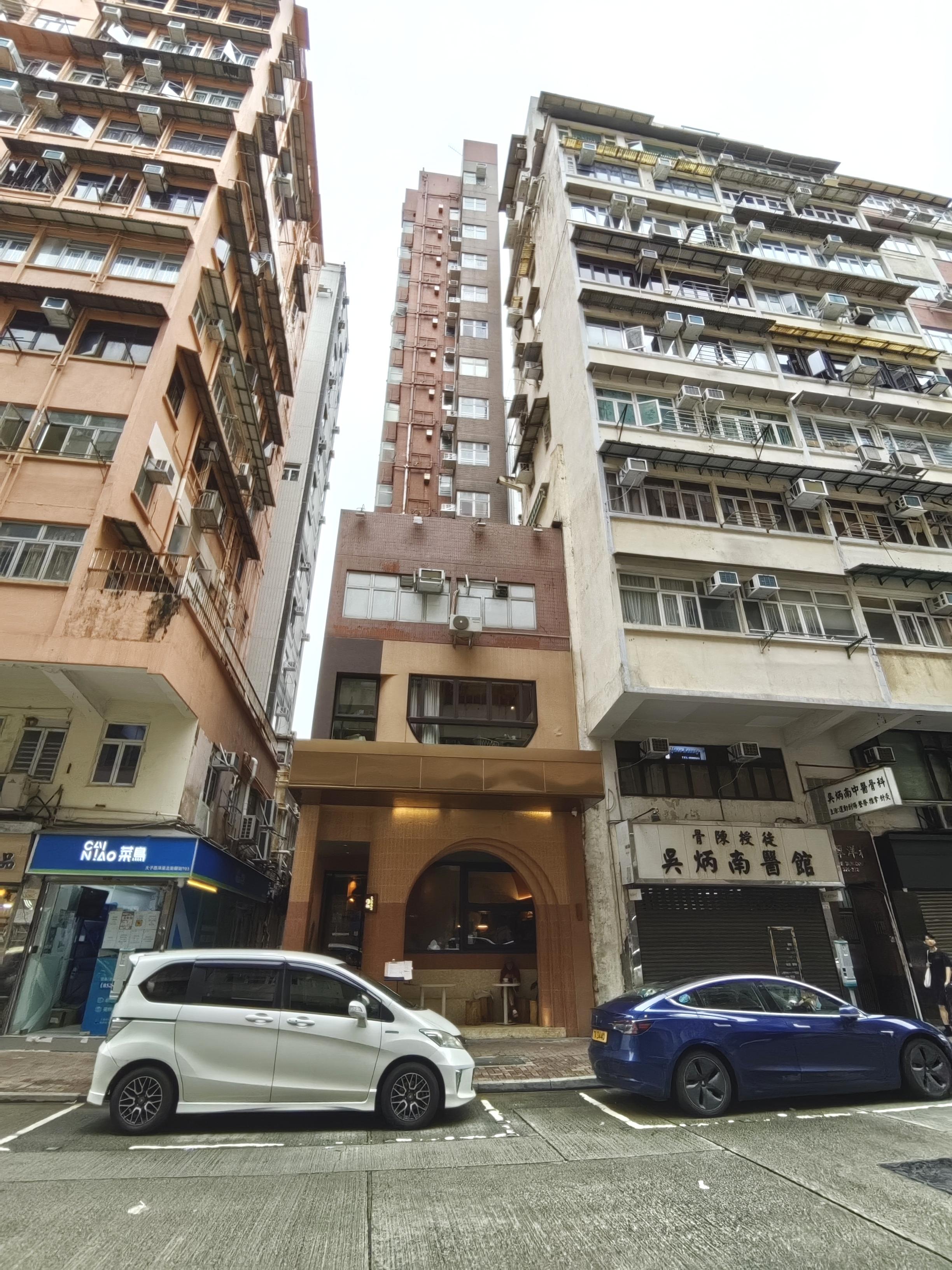 旺角林珊閣為樓高15層商住大廈,鄰近港鐵太子站,將以現狀、部分交吉及部分連租約形式出售。