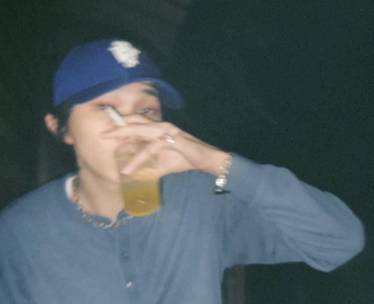 遠藤毫不避忌在IG發布吸煙飲酒照。