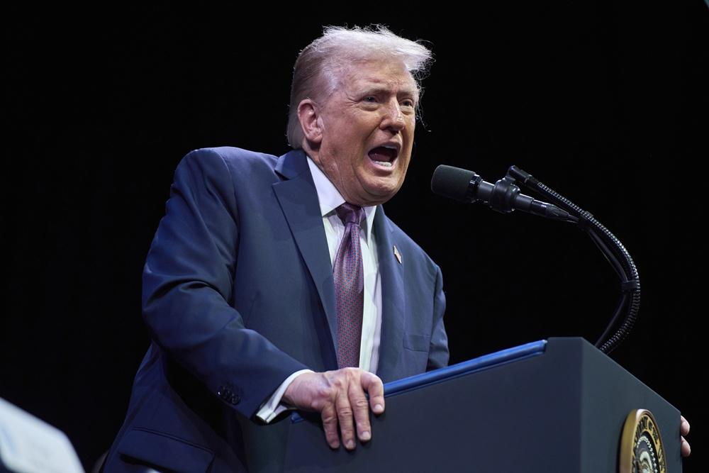 以巴衝突,特朗普:以軍襲哈馬斯非自己決定,指示通報卡塔爾惜為時已晚。(AP)