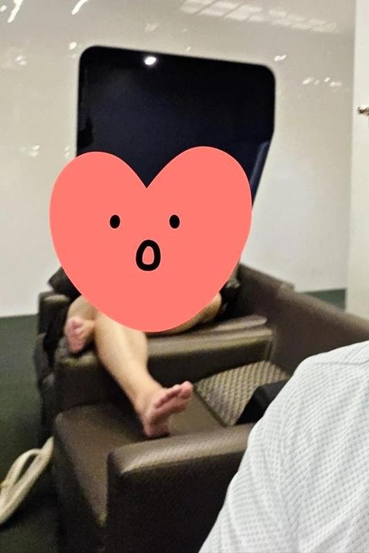 帖主:希望韓國人在哪裡都展現出風度禮貌。(Bobaedream)