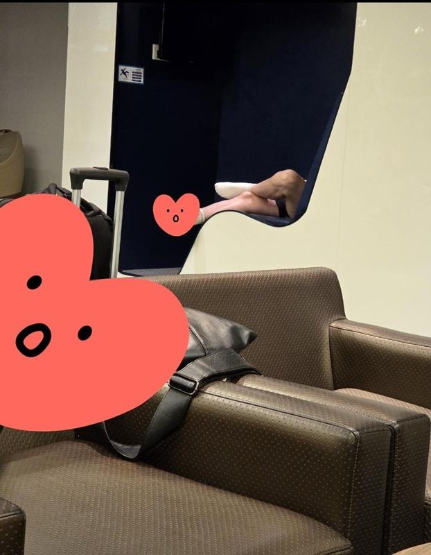 帖主:希望韓國人在哪裡都展現出風度禮貌。(Bobaedream)