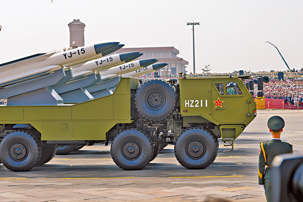 北京天安門廣場 九三閱兵 抗戰勝利80周年 鷹擊-15