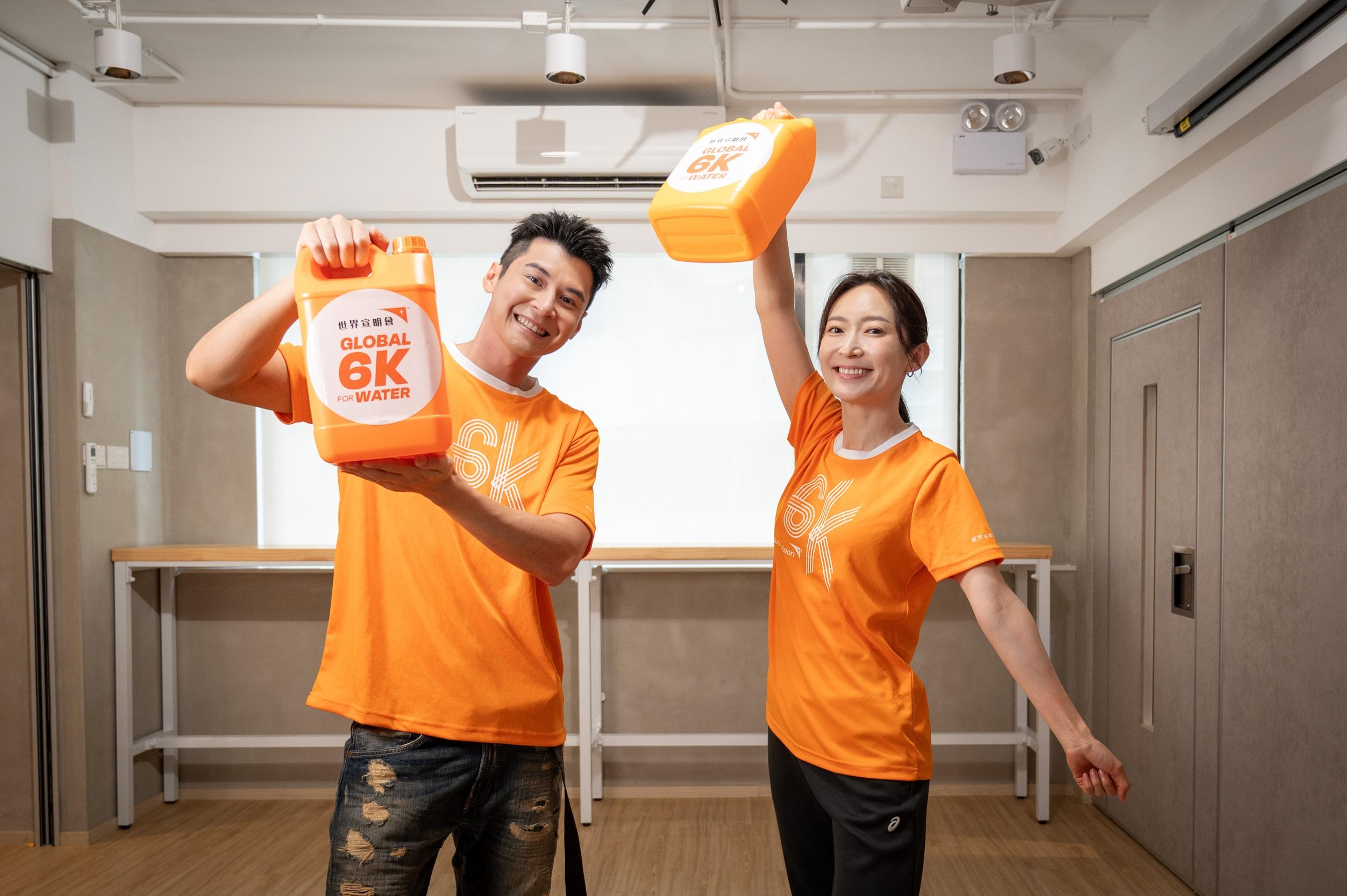 家樂、家怡為慈善跑拍攝海報及宣傳。