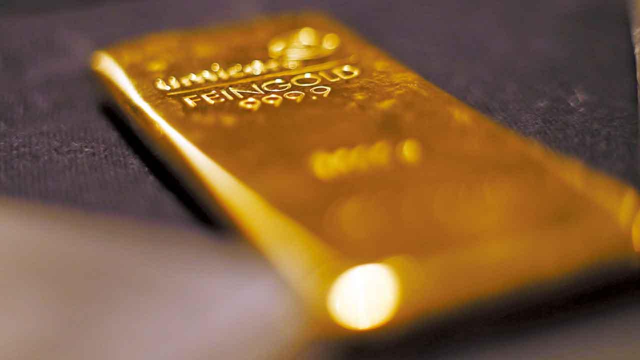 港每両飾金升破4萬元