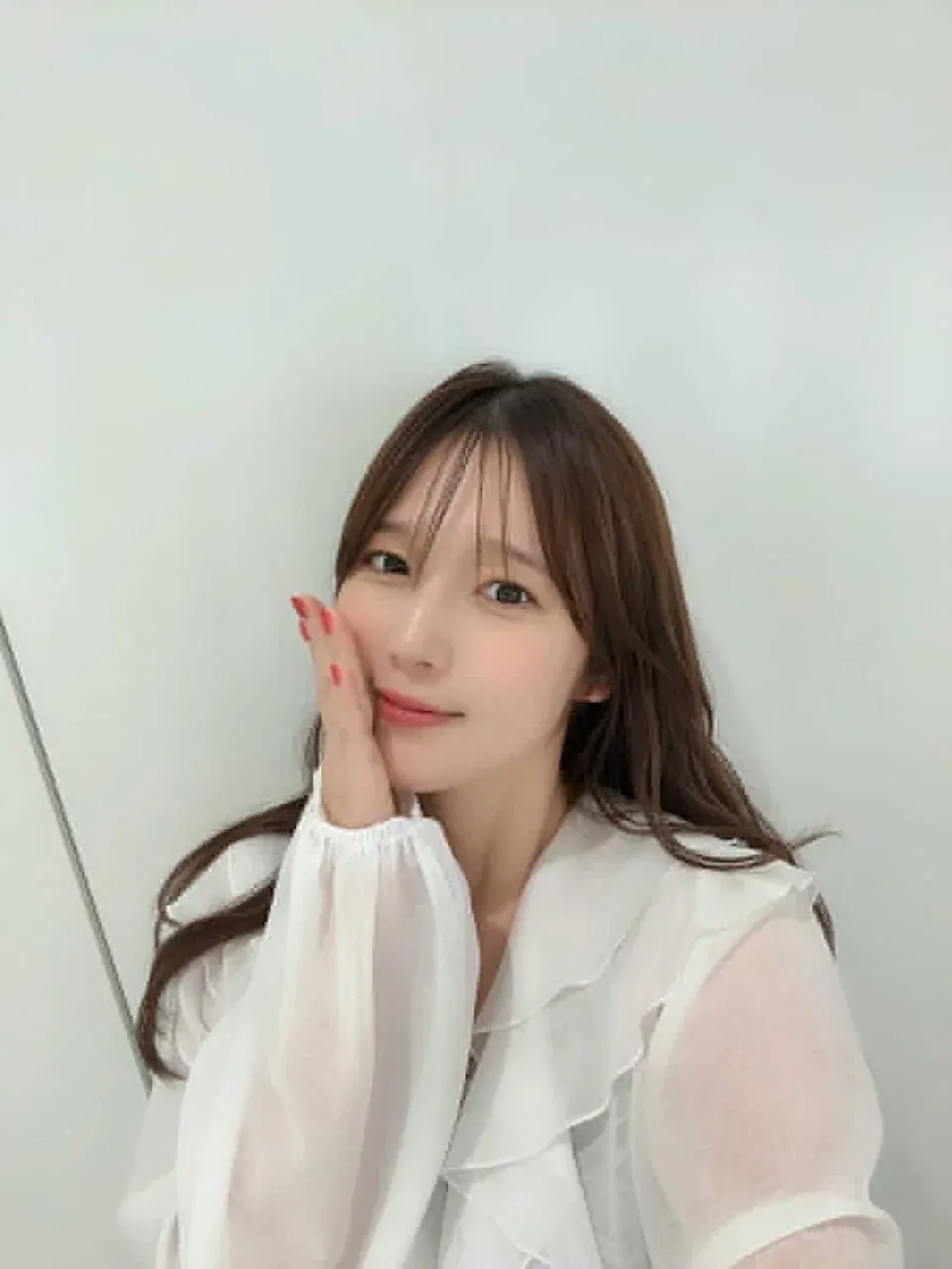 內田真禮(取自X@内田真礼@maaya_taso)