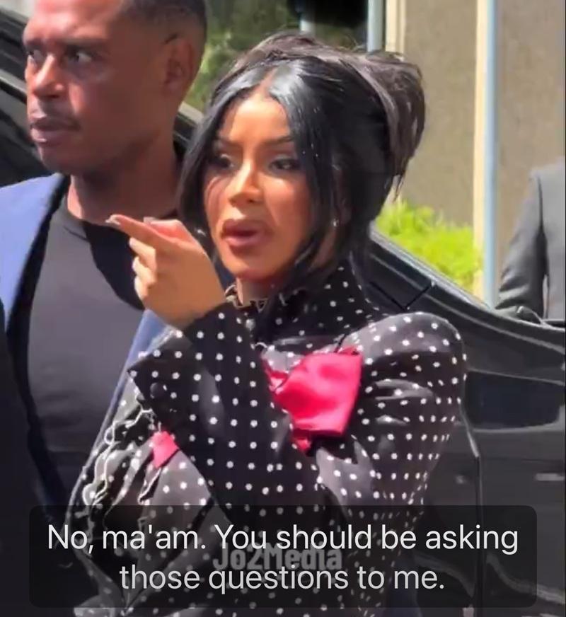 Cardi B審訊表情爆紅獲勝訴 庭外掟筆怒罵記者