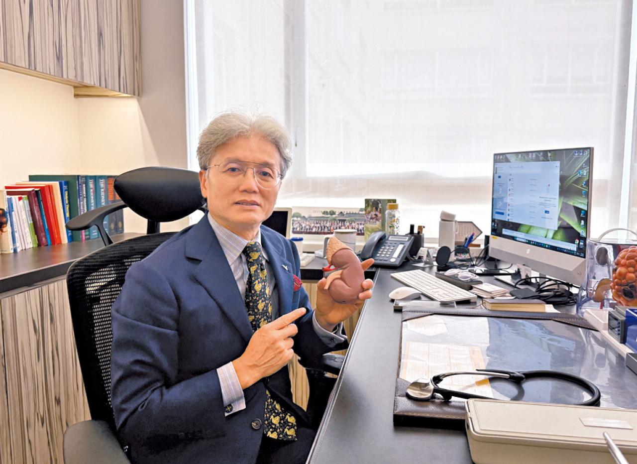 香港健康基金會主席、腎病科專科醫生何繼良