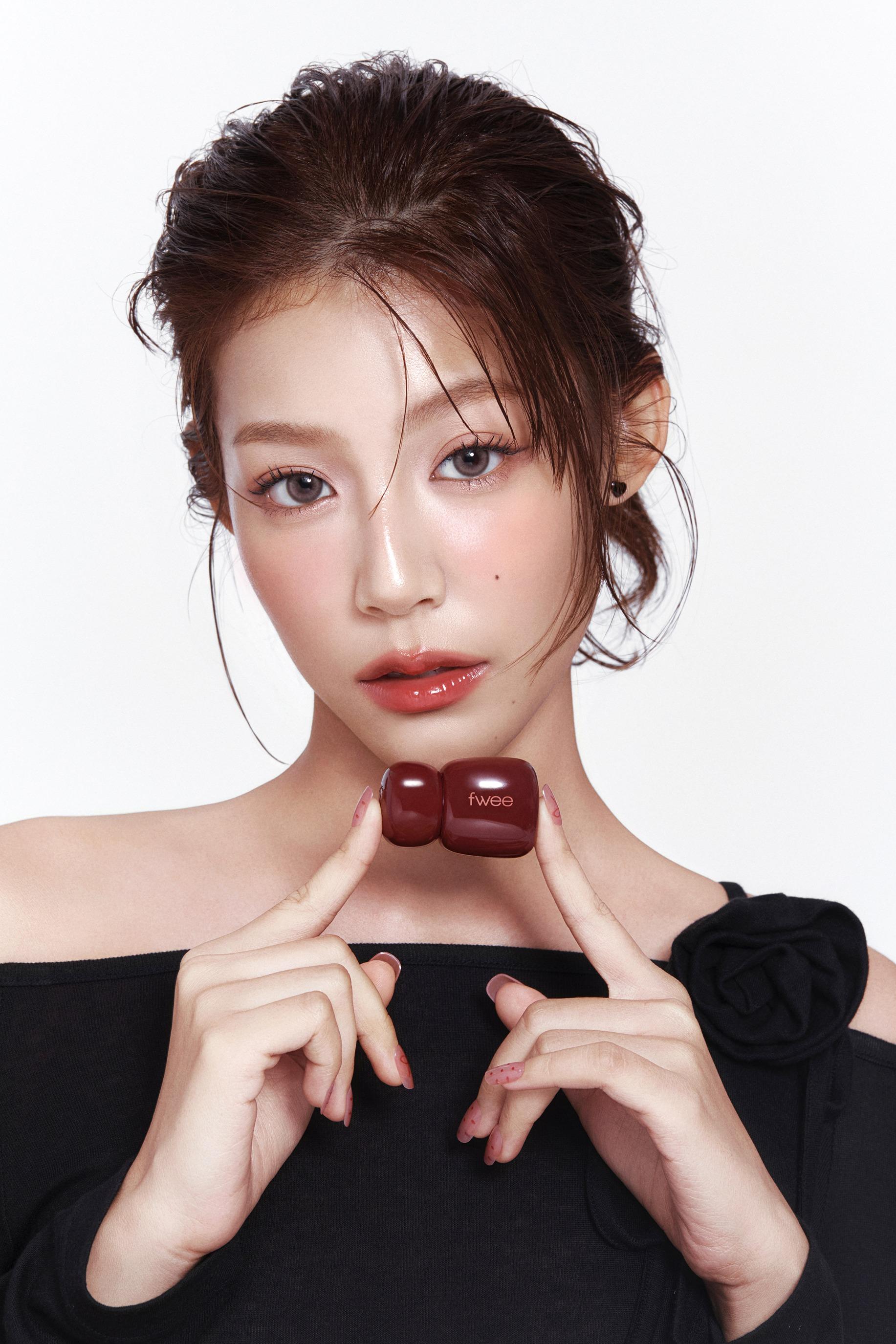 fwee新品「玫瑰心動鎖色唇露」將搶先韓國,9月5日起在fwee Agit香港專門店登場