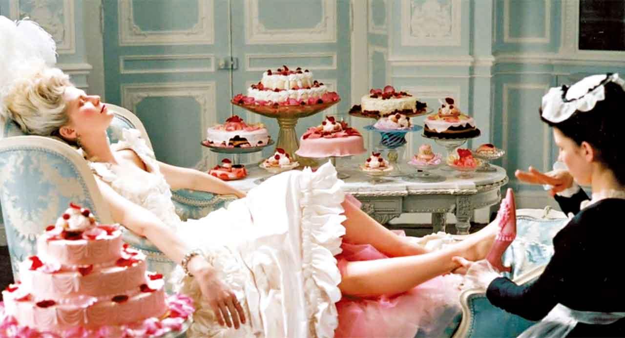 倫敦V&A博物館舉辦瑪麗皇后展覽