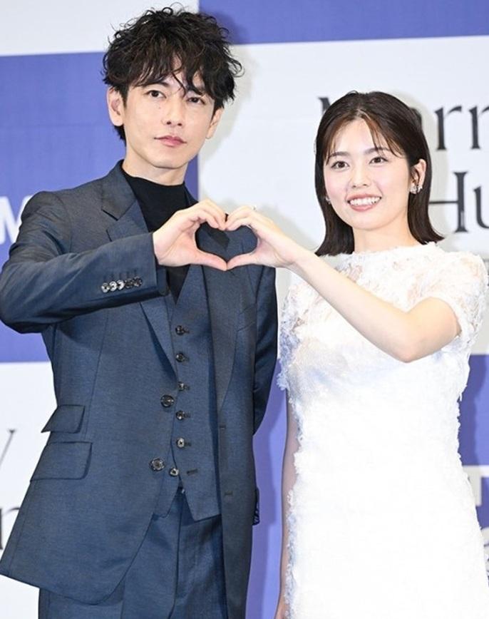 小芝花風早前與佐藤健合演韓劇改編的《和我老公結婚吧》。