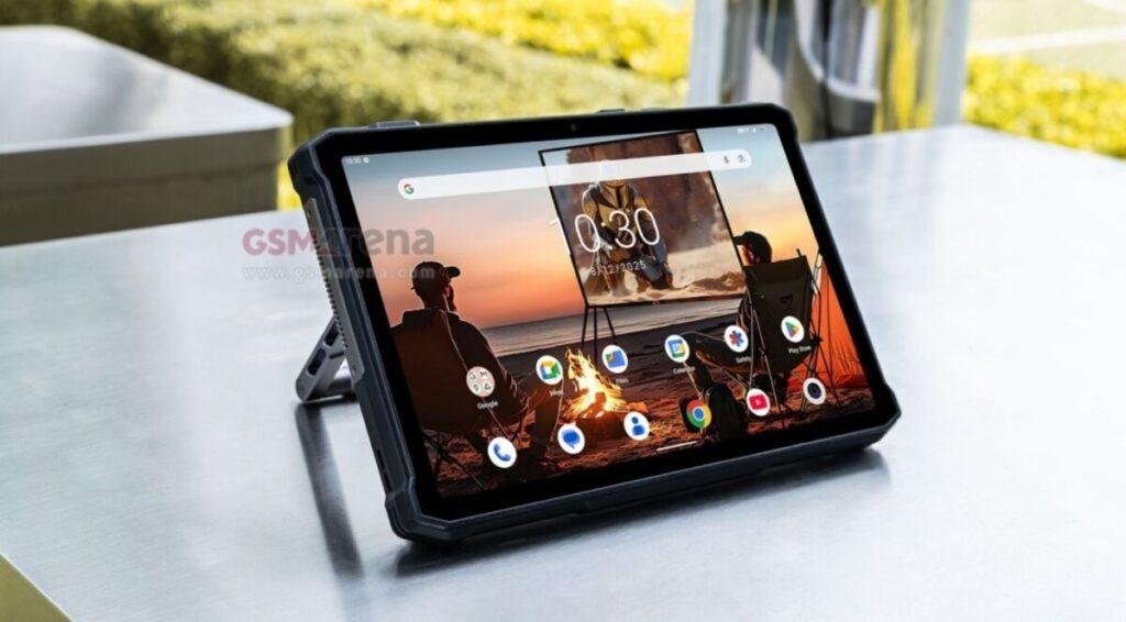 創新可提式支架設計不僅便於攜帶,更能多角度調整擺放位置,無論是會議演示、野外觀影還是移動辦公,都能找到最舒適的觀看角度。