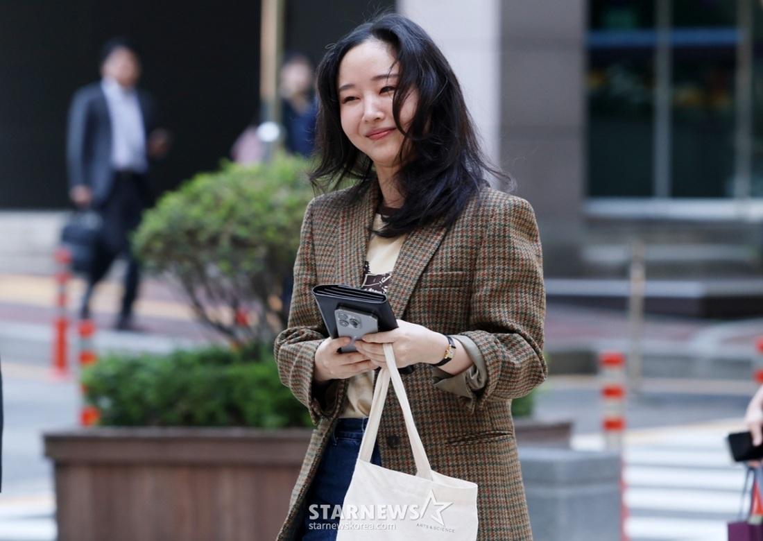 閔熙珍反駁拉攏NewJeans父母之說。