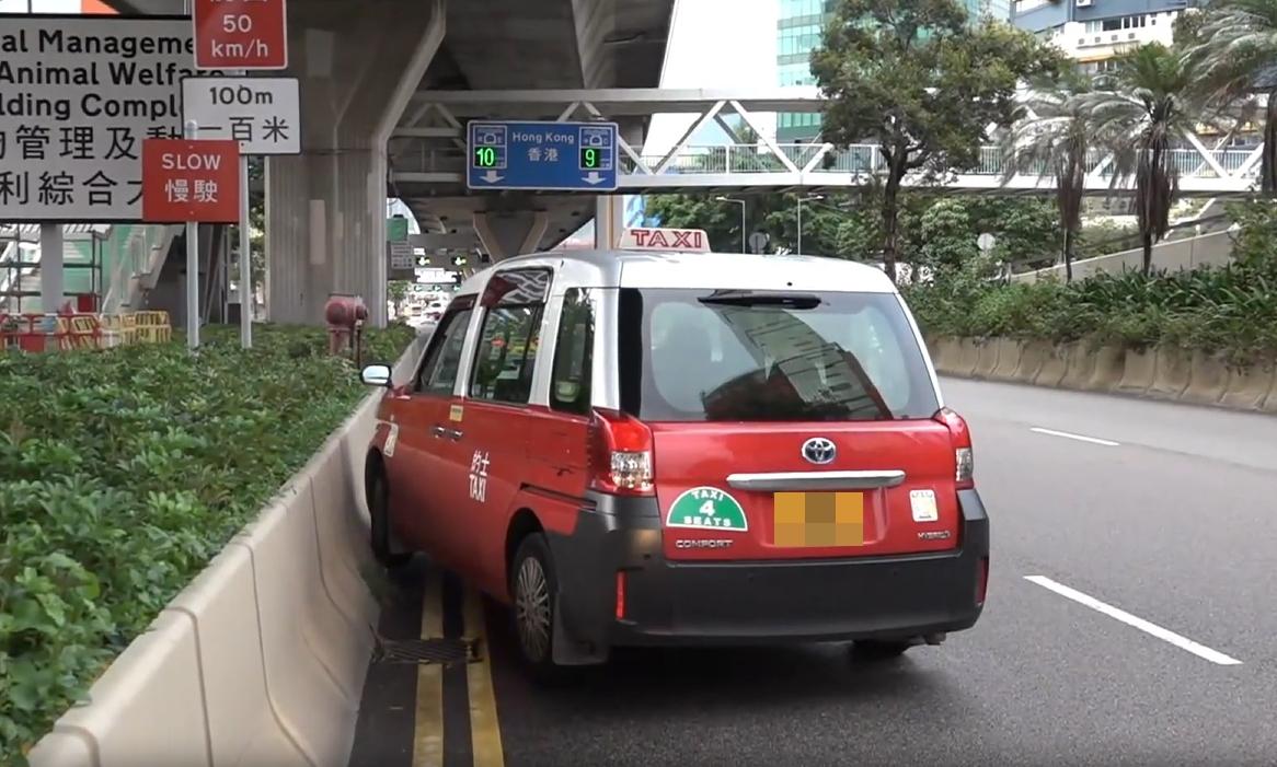 九龍灣發生致命交通意外。(now新聞截圖)