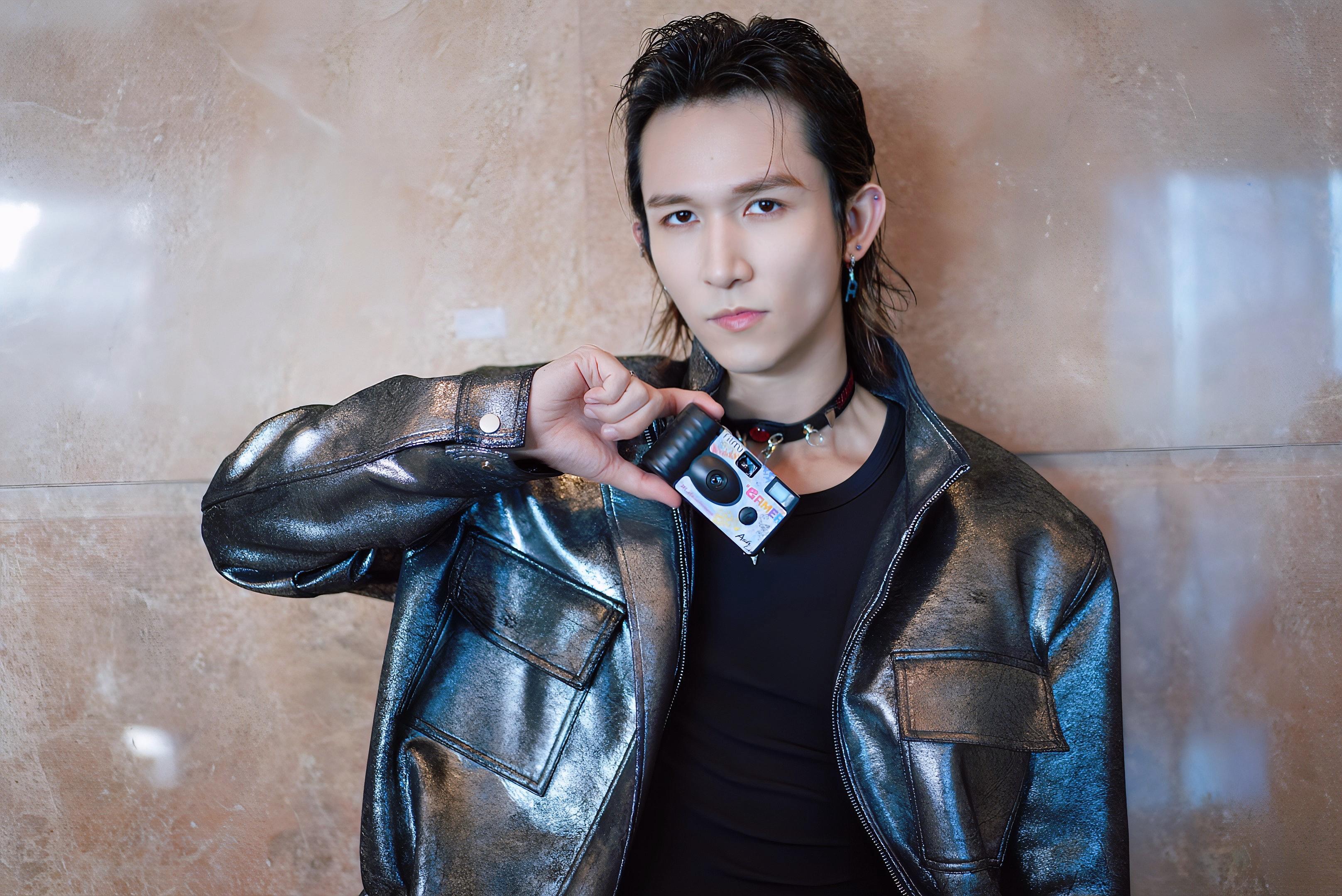 Ash盧信宥新歌《Gamer》用了韓國製作團隊,錄了韓文版和廣東話版。