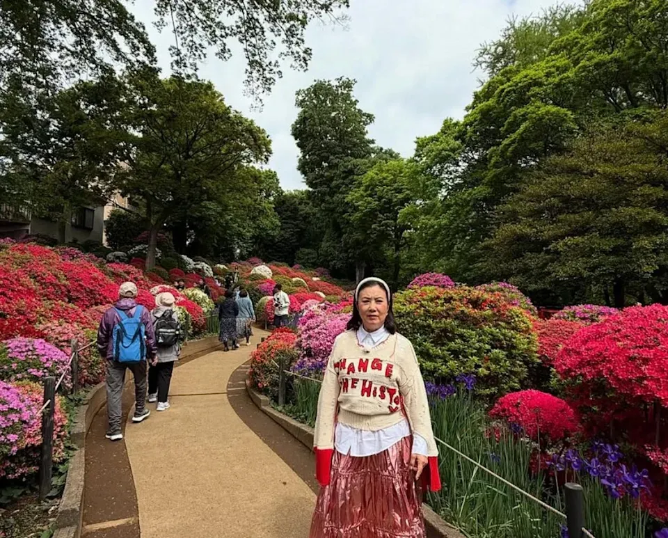 阿姐表示,希望明天可以順利出門拍劇,並說:「辛苦了消防員!」