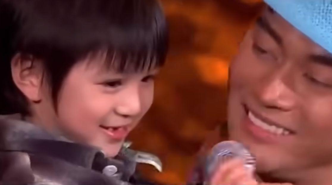 Chilam與靚靚結婚23年,二人育有寶貝仔張慕童。