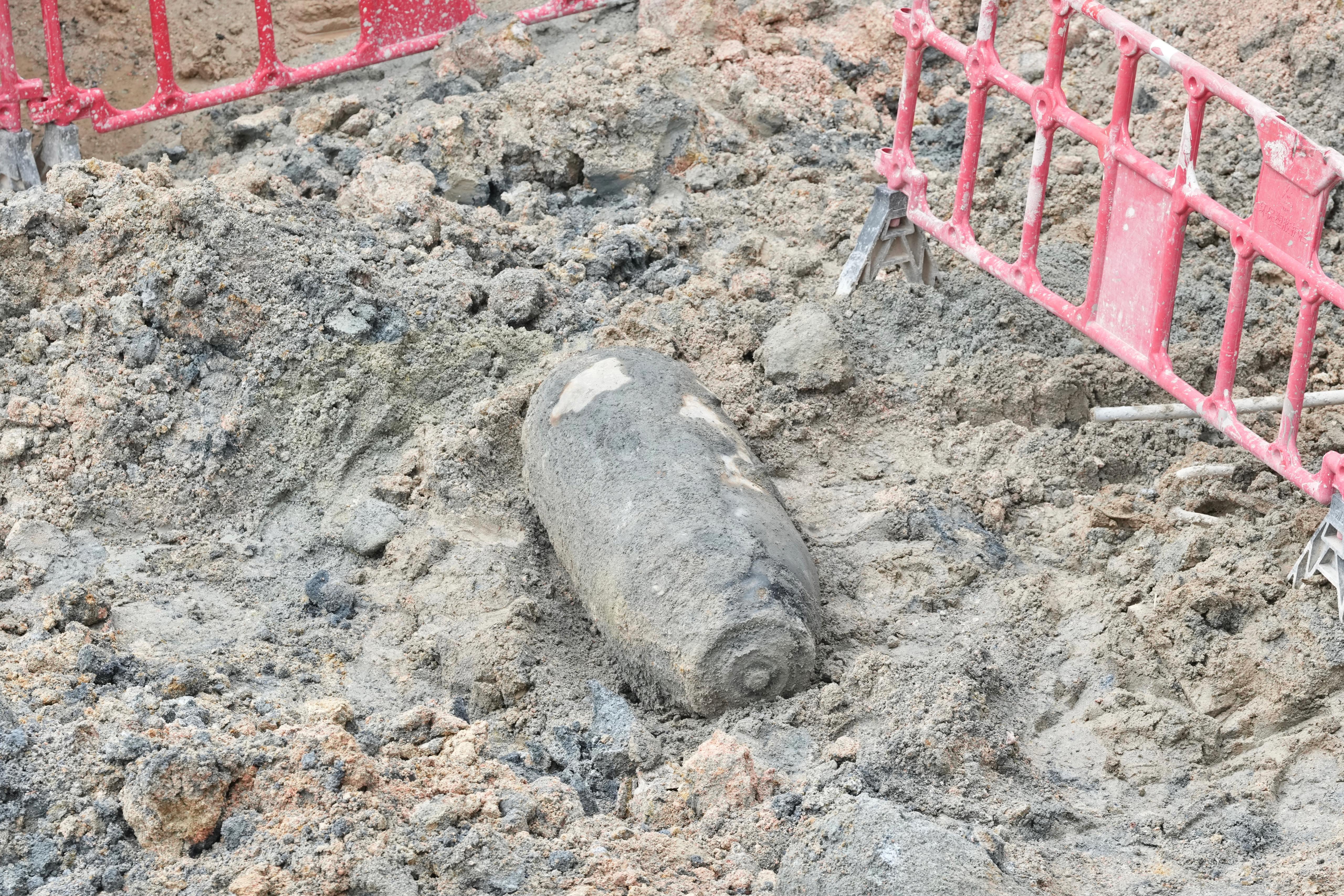 鰂魚涌濱海街地盤發現懷疑戰時炸彈