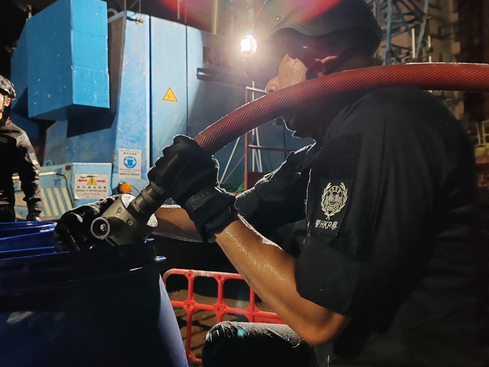 鰂魚涌濱海街16至22號地盤發現第二次世界大戰時的空投炸彈