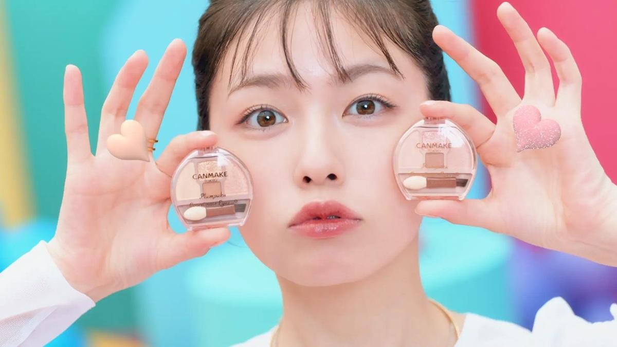 曾在香港播出的化妝品,由小芝擔任代言人。