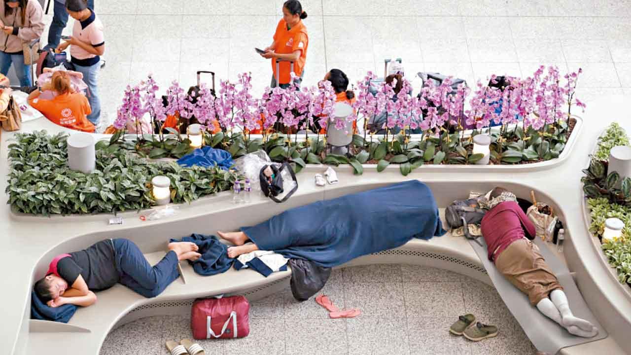 機場復常 首日處理逾千航班