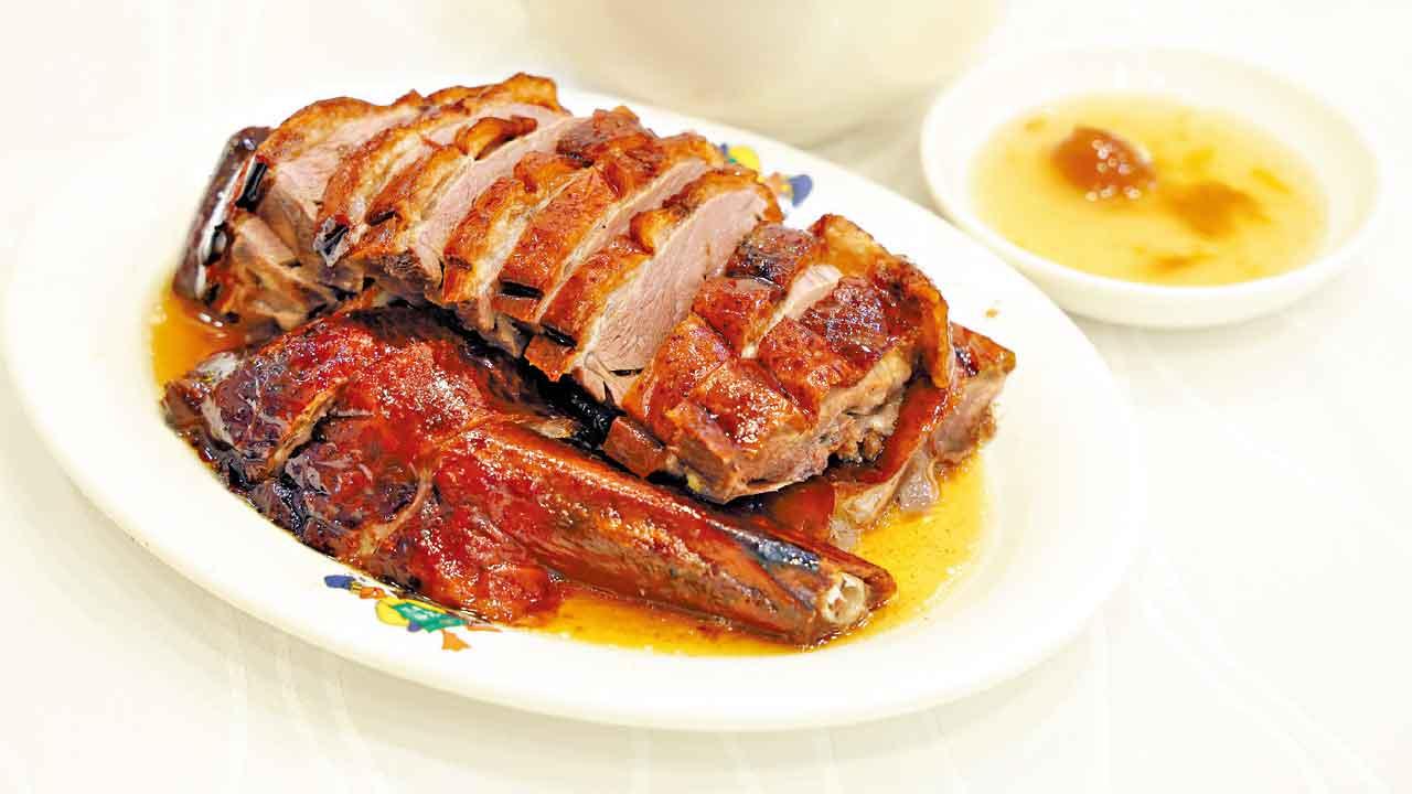 裕記設斬鵝刀章,能同時食到肉和骨,因件頭大小會影響食慾。(例牌$170)