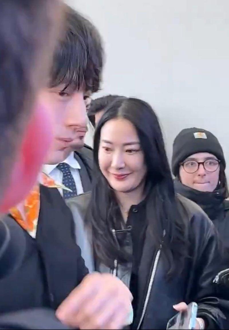 據說坂口已和化妝兼形象師女友A小姐分手。