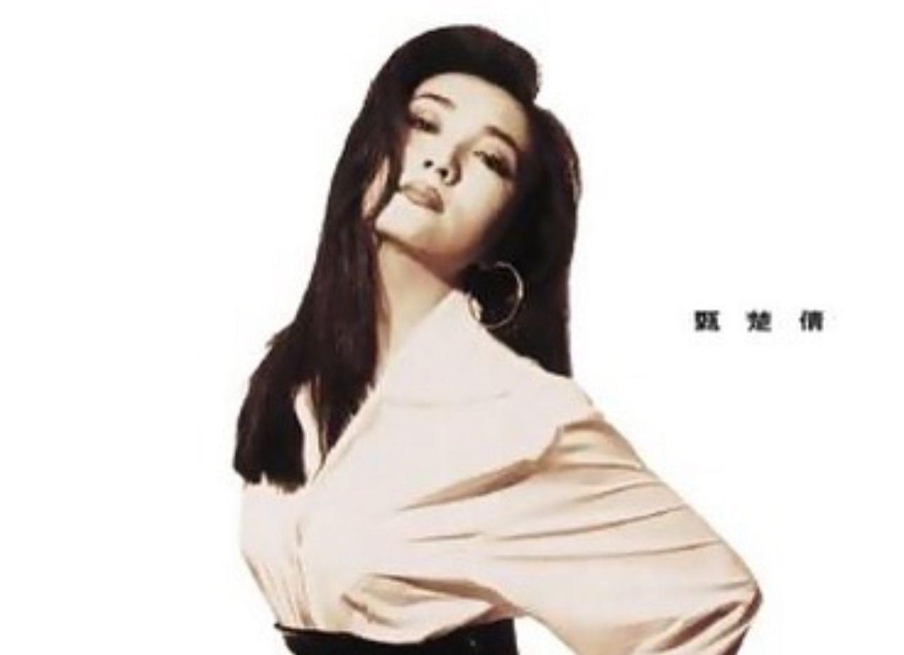 甄楚倩後期代表作有《一冷一熱》。