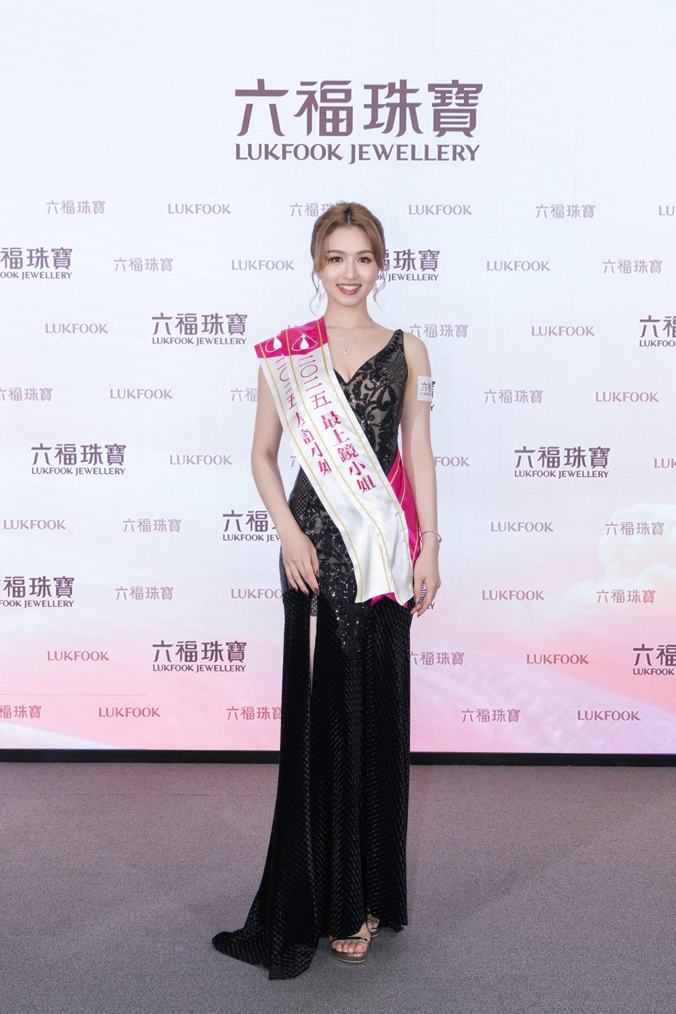 向海嵐睇好1號李尹嫣,覺得對方非常甜美。