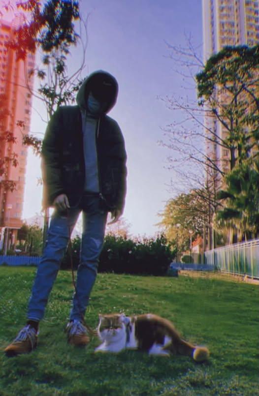 李盛林在第165封代禱信中,分享阿Mo昔日的照片。