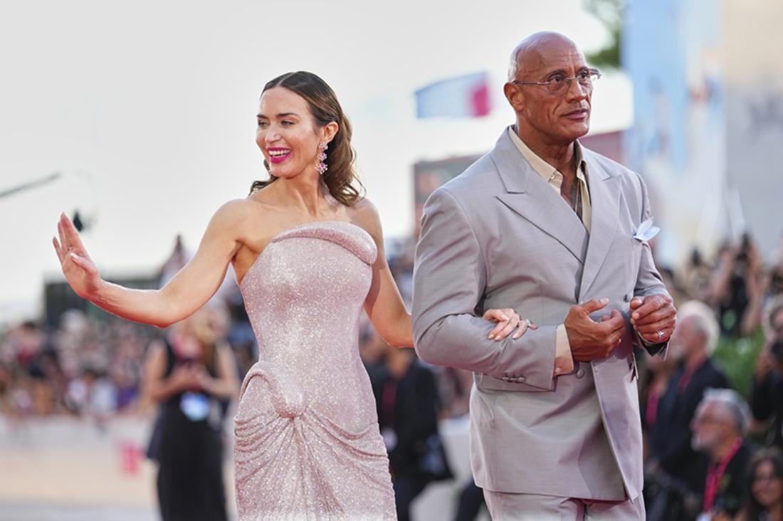 威尼斯影展|狄維莊遜暴瘦現身 直指奧斯卡影帝