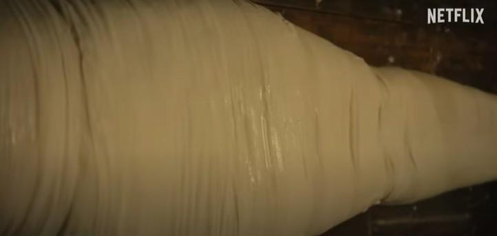 Netflix影集|《怪物:艾德蓋恩的故事》正式預告 連環殺手穿人皮跳舞