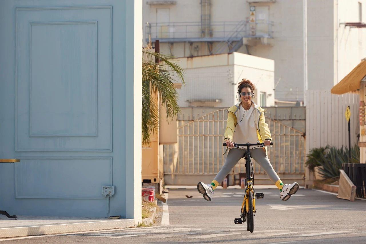 生產摺疊單車Dahon大行科工公開發售反應熱烈。(大行科工網圖)