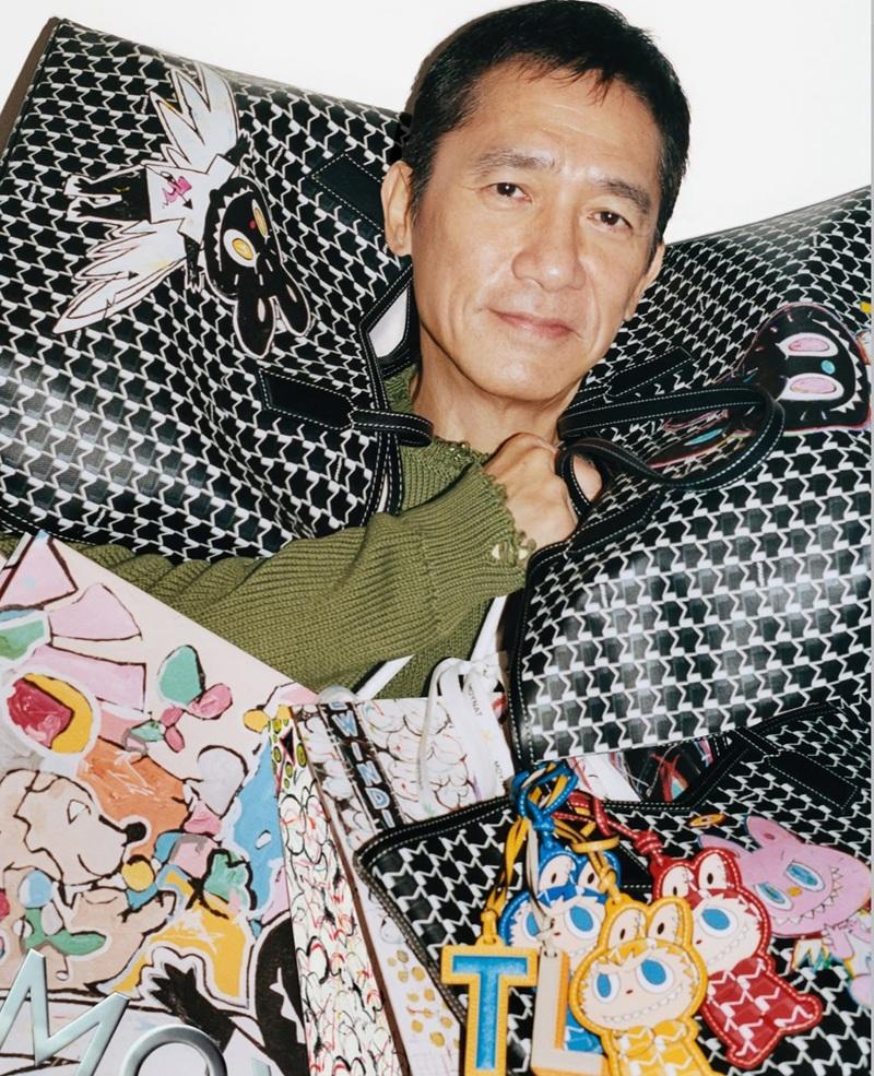 梁朝偉親試Labubu X Moynat經典手袋 慶祝Labubu誕生10周年