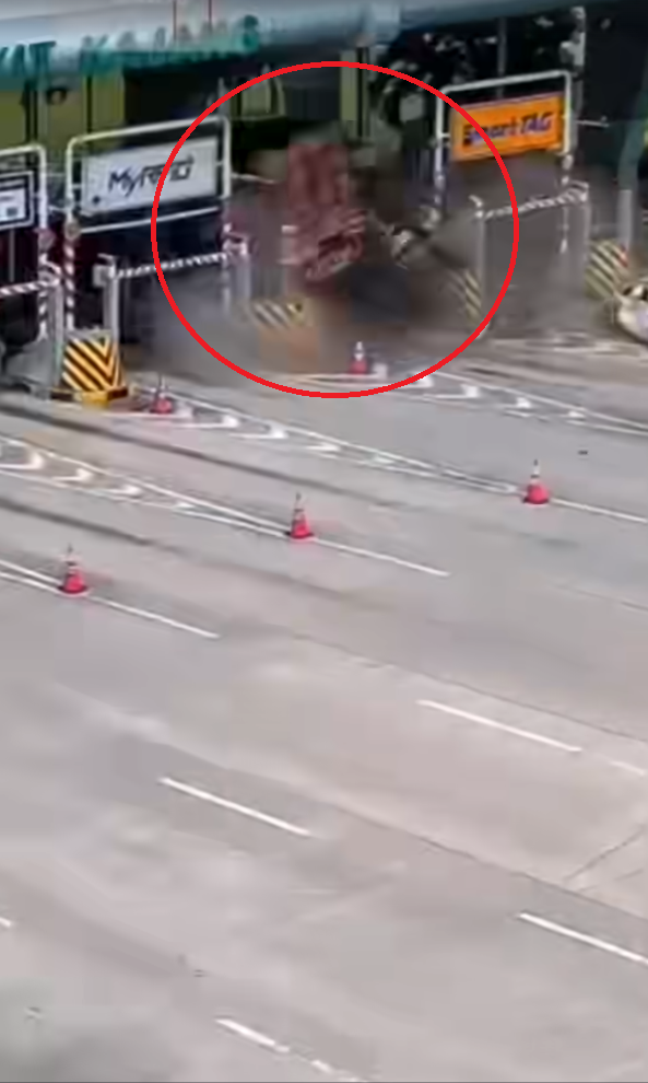 馬來西亞連環車禍 雙胞胎男嬰母親僅能救一人 另一兒子拋出車亡