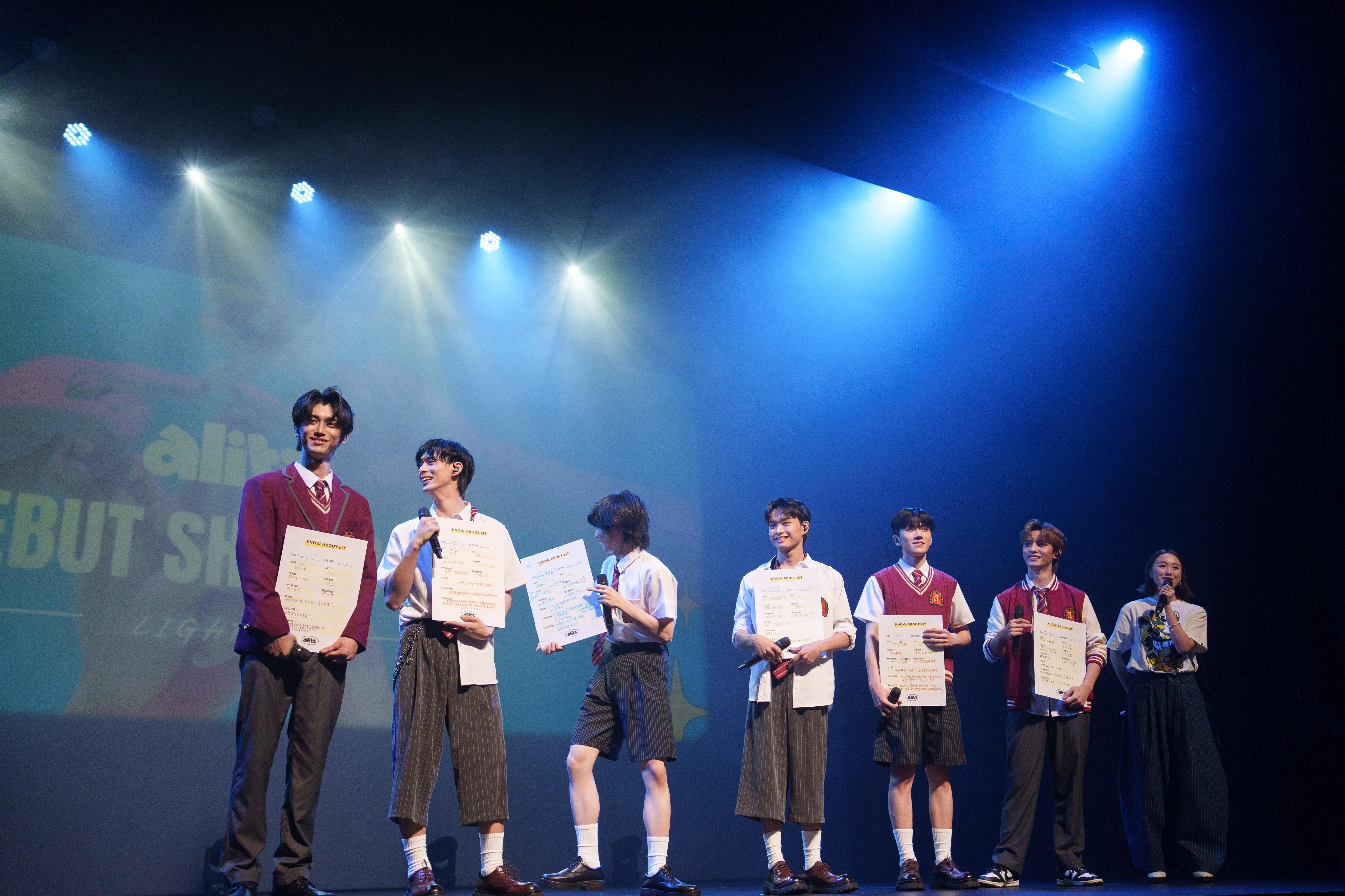ALITZ已舉行出道showcase。