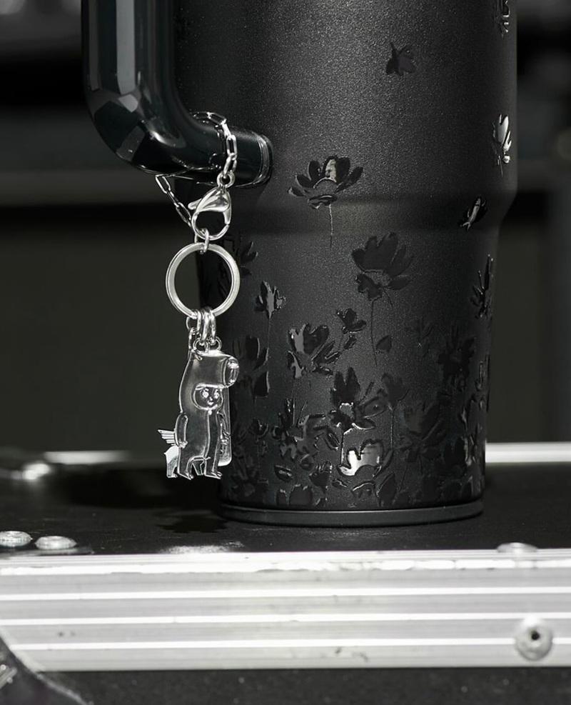 Jennie X Stanley保溫杯登場 延續BLACKPINK強勢