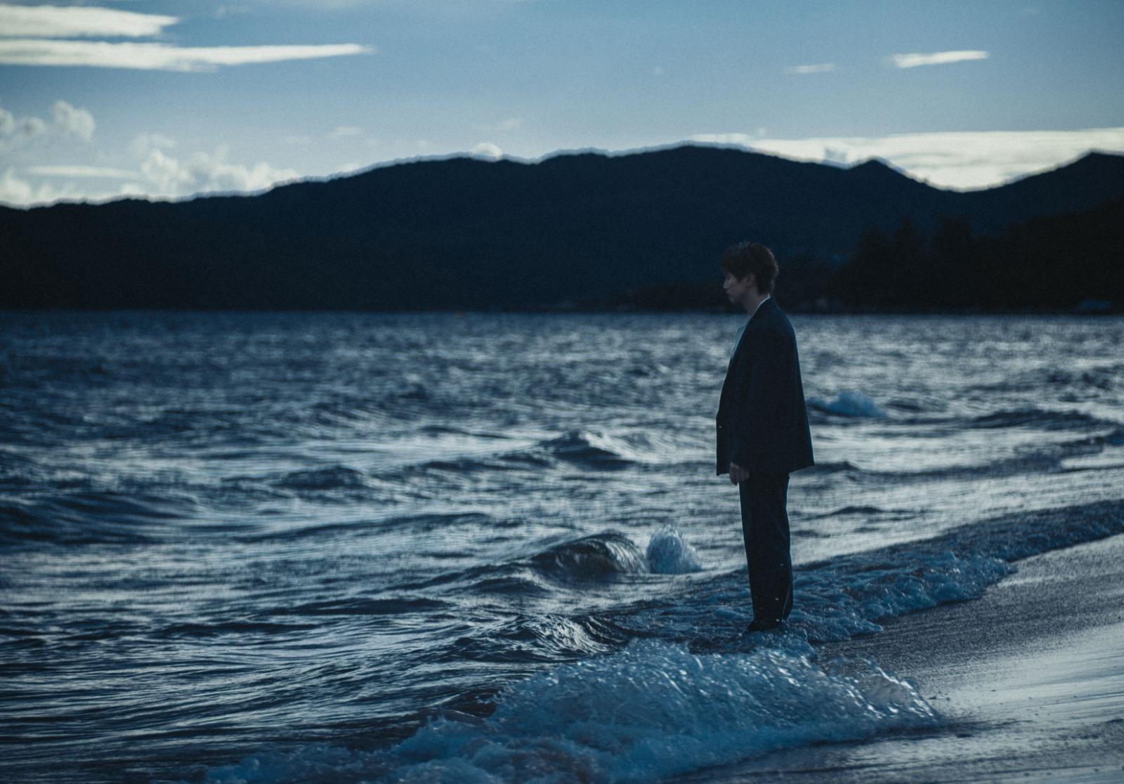 陳柏宇推出慘情新歌《不愛無壞》。